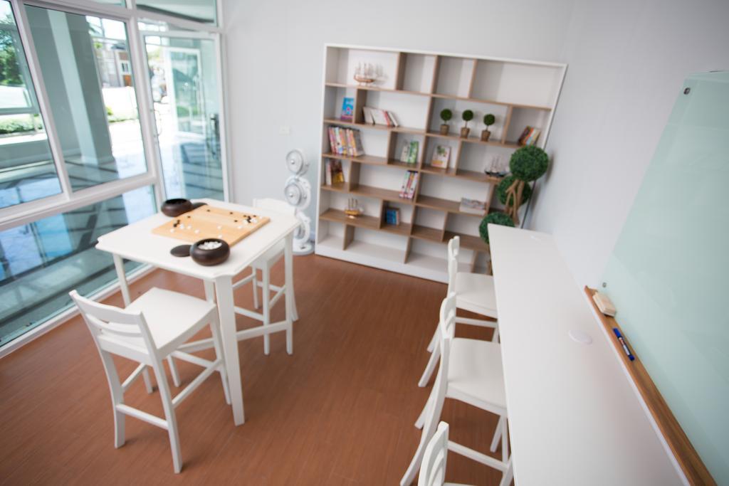 Bbg Seaside Luxurious Service Apartment Bangsaen Dış mekan fotoğraf