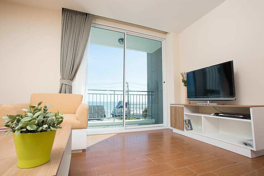 Bbg Seaside Luxurious Service Apartment Bangsaen Dış mekan fotoğraf