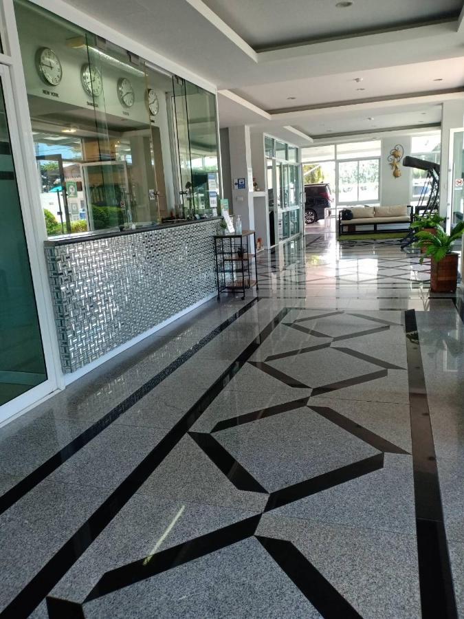 Bbg Seaside Luxurious Service Apartment Bangsaen Dış mekan fotoğraf