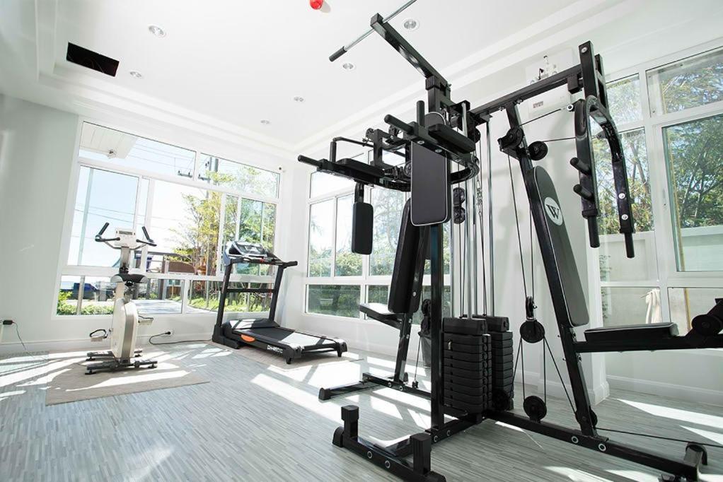 Bbg Seaside Luxurious Service Apartment Bangsaen Dış mekan fotoğraf